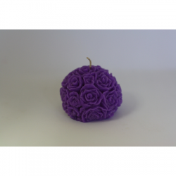 bougie artisanale en fleur colorée lilas