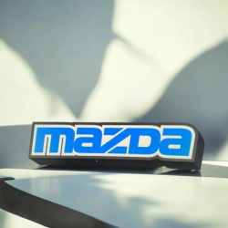 Lampe LED 3D Mazda Lightbox